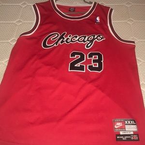 Nike  Michael Jordan XXXL Bulls 23 84 Throwback